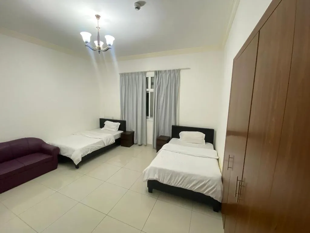 Апартаменты Cozy Rooms And Small Partitions For Men Guests In Дубай ОАЭ